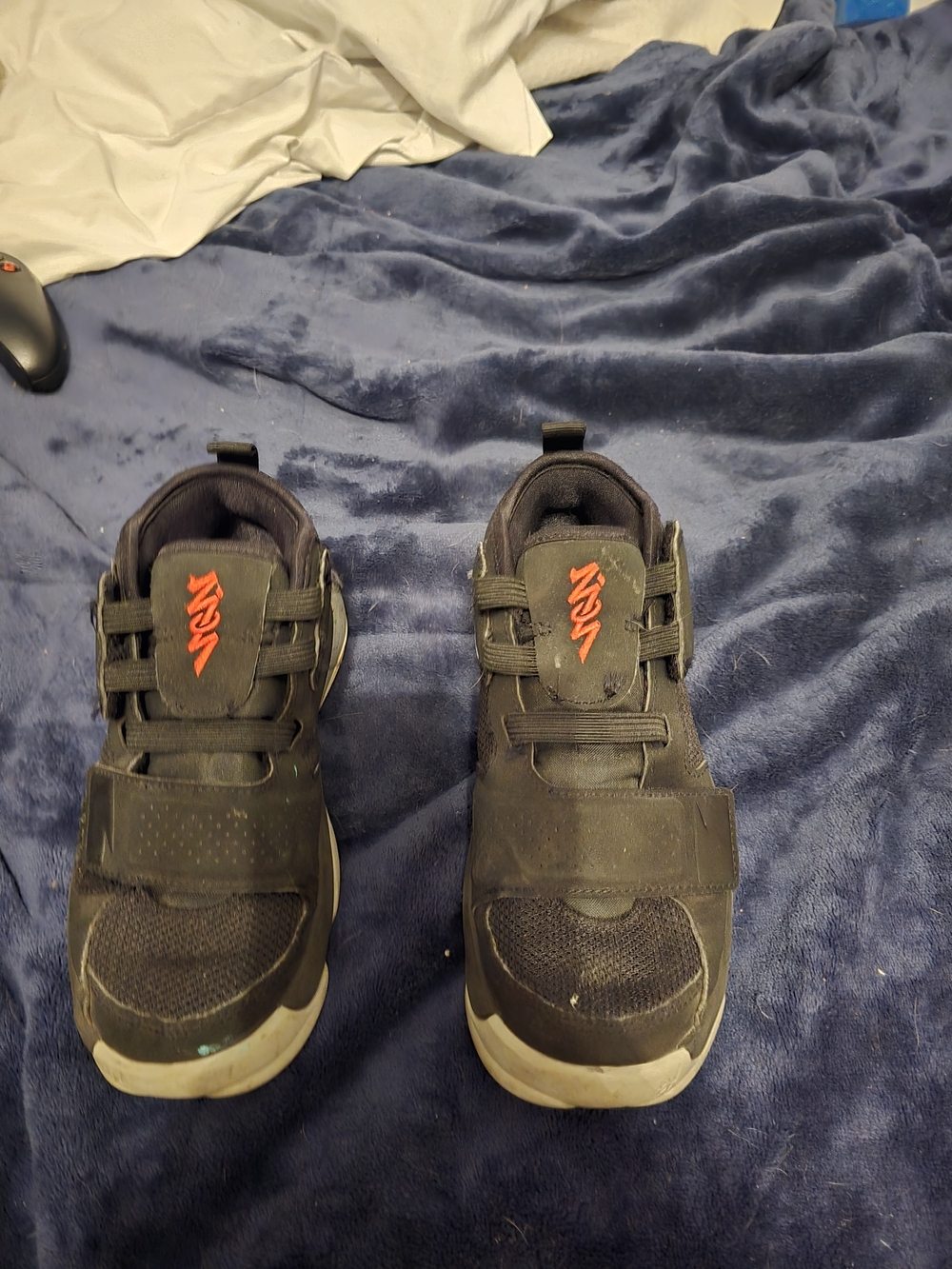 Kids Size 1 Jordan Sneakers (No Lace)